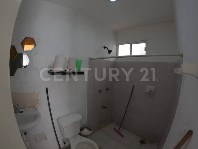Casa en venta en Caucel Merida Yucatan con alberca !!