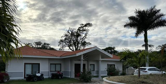 VENTA CASA AMUEBLADA FRACC EL PARAISO