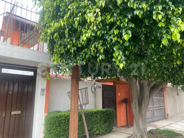 RENTA CASA EN HACIENDA DE ECHEGARAY NAUCALPAN EDO MEX