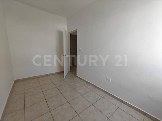 Local en Renta, Lázaro Cardenas 73 Pte. Entre Blvd. Rosales y Javier Mina