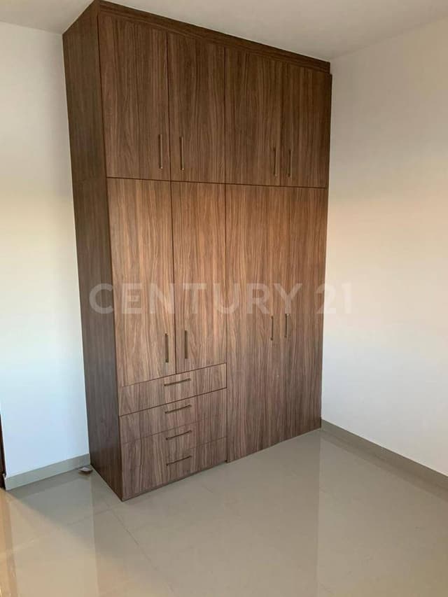 Con espectacular vista al Campo de Golf