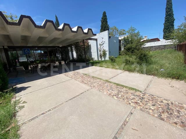 CASA UN PISO, EN VENTA COL. SAN FELIPE, CHIHUAHUA