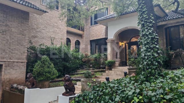 CASA EN VENTA BOSQUES DE SAN ANGEL SECTOR PALMILLAS