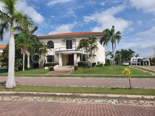 CASA RENTA LAGUNAS DE MIRALTA, ALTAMIRA, TAMAULIPAS