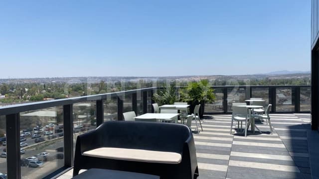 EN VENTA OFICINA EN JURIQUILLA QUERETARO EDIFICIO LEVEL DE 58M2
