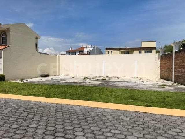 TERRENO EN VENTA EN EL CORAZON DE METEPEC