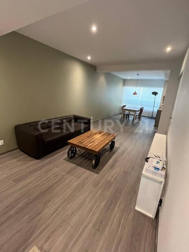 Departamento amueblado, exterior con balcón en 1er piso, Colonia Cuauhtémoc