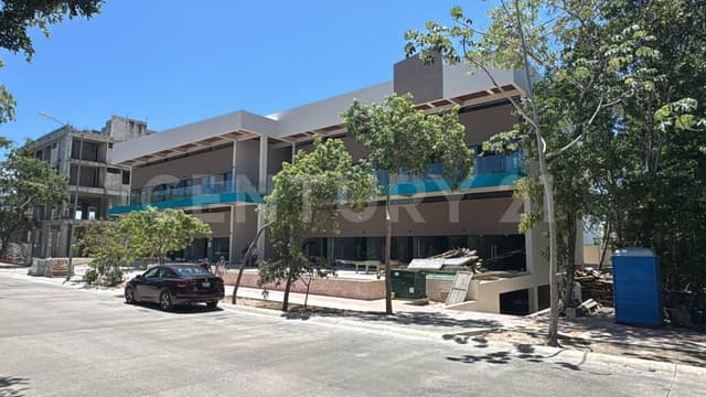 Venta de local en Mayakoba, Playa Del Carmen, Q. Roo OFC08623