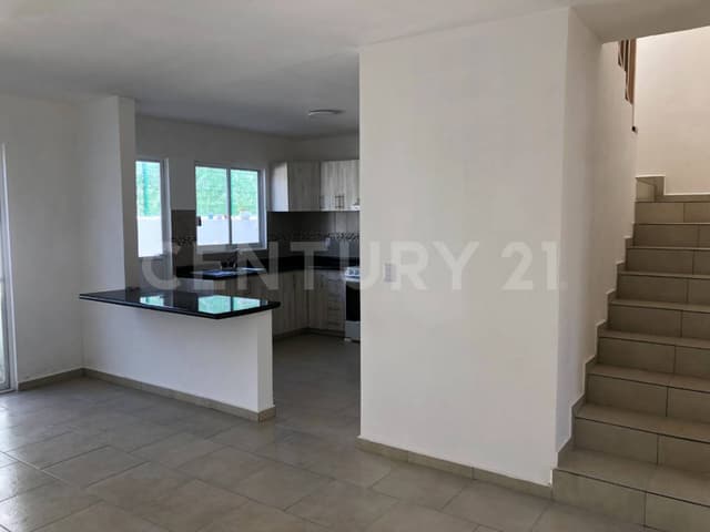 Casa en venta en Ribera del Río, San Juan del Río, Querétaro.