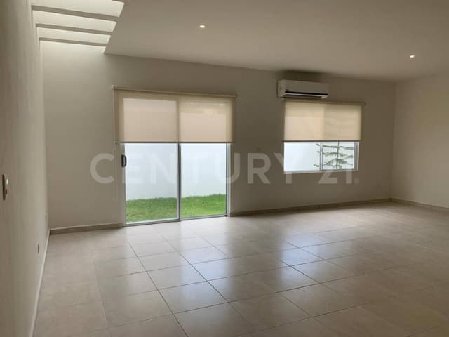Venta de 3 Rec terreno excedente en Av. Paseo la Joya, Playa del Carmen P4503