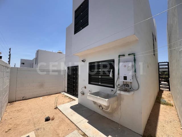 CASA EN RENTA EN RENTA EN BELCANTTO