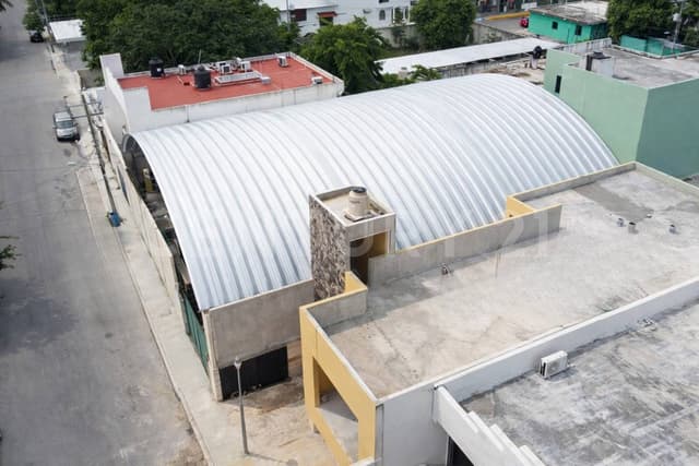 Bodega Comercial en Renta en Playa del Carmen | Región 14 | 500 m²