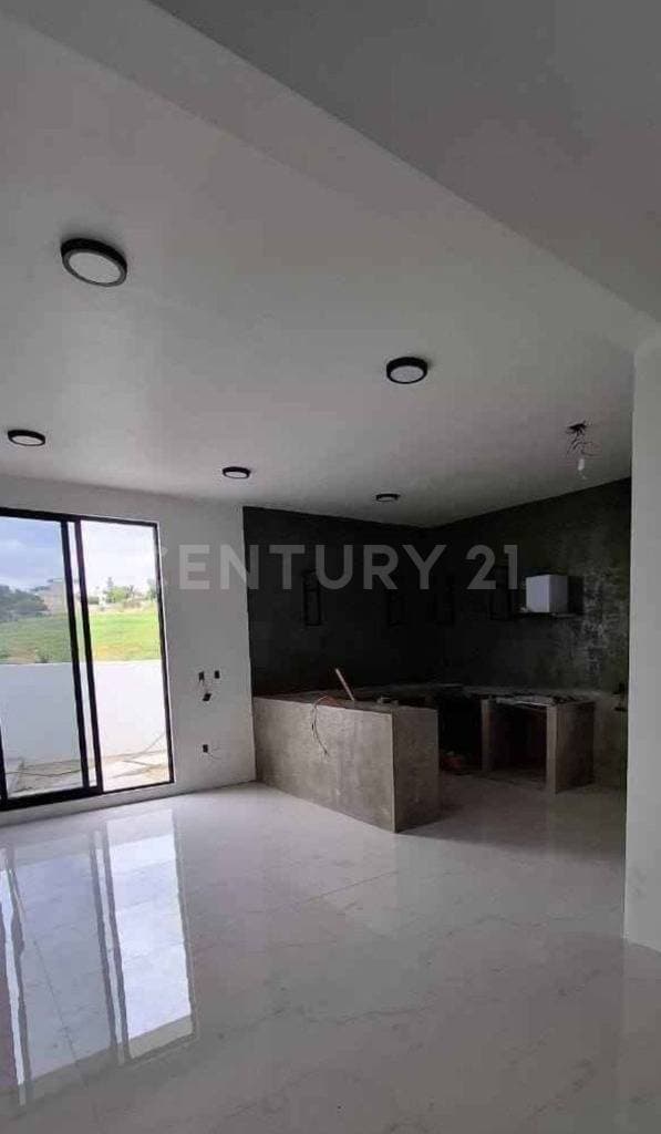 SE VENDE HERMOSA CASA EN SAN FELIPE DEL AGUA