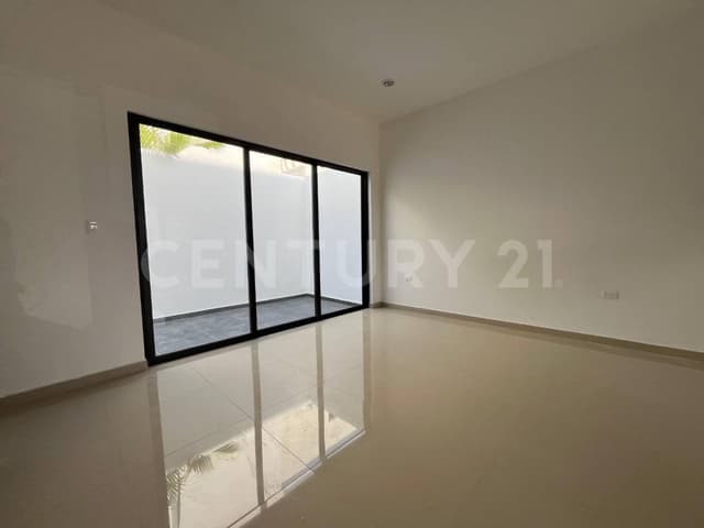 Casa nueva en venta en Real del Valle Coto 15