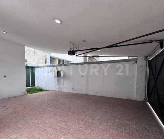 CASA EN VENTA EN COLONIA FLORIDA, VILLAHERMOSA, TABASCO