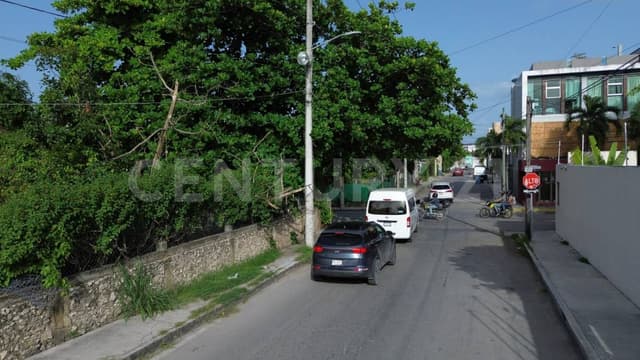 Terreno ideal para Desarrolladores en Esquina Centro de Playa del Carmen