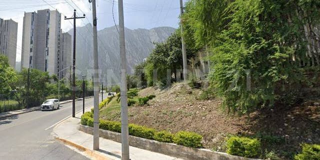 VENTA TERRENO EN COLONIA PRIVADA, SANTA CATARINA, NL