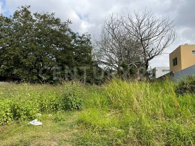 TERRENO HABITACIONAL