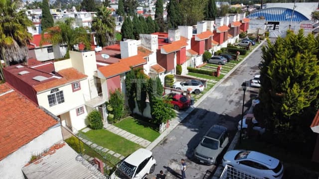 Casa amplia en el Fracc. "El ensueño"