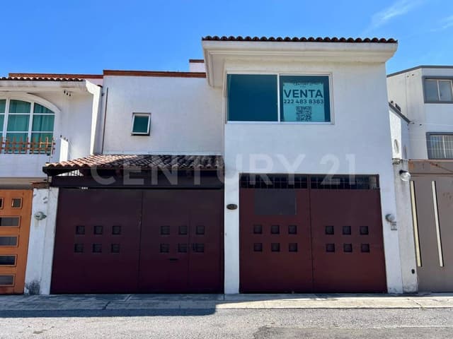 Casa en venta La Recta Cholula, UDLAP - a pie de calle. Inversionistas.