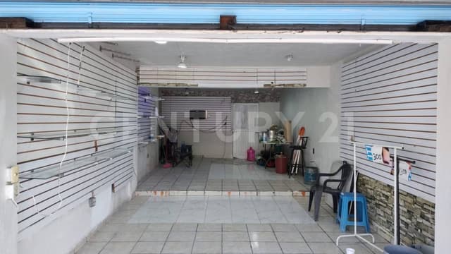 LOCALES EN VENTA EN COL. FOMERREY 35 EN MONTERREY