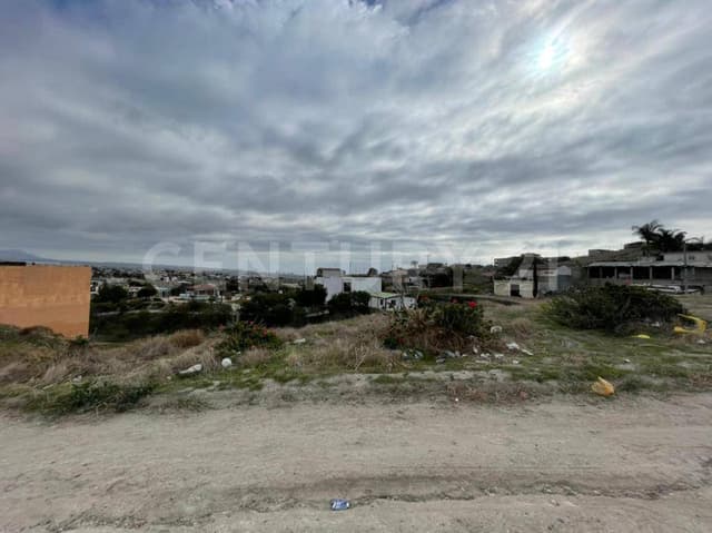 TERRENO EN VENTA EN EL FRACCIONAMIENTO LA MINA