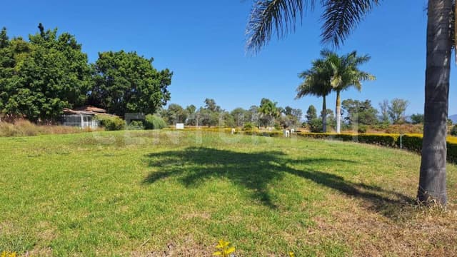 TERRENO EN HACIENDAS DEL LAGO, IXTLAHUACAN