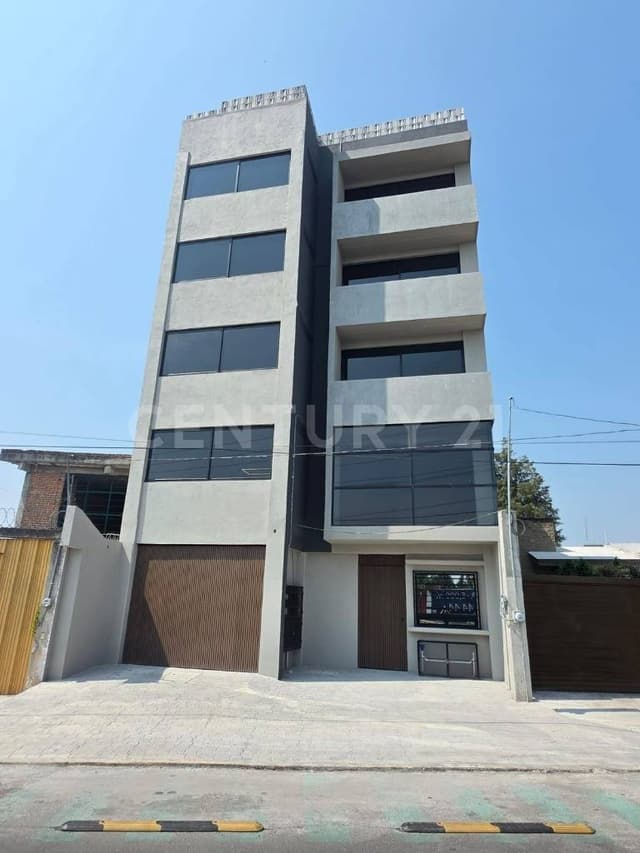 Departamento en venta sobre la Recta a Cholula en San Andrés Cholula, Puebla.
