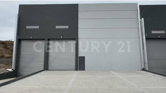 SE VENDE BODEGA NUEVA EN SANTA CATARINA NUEVO LEON