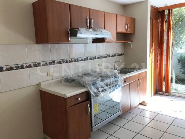 Casa en venta La Recta Cholula, UDLAP - a pie de calle. Inversionistas.