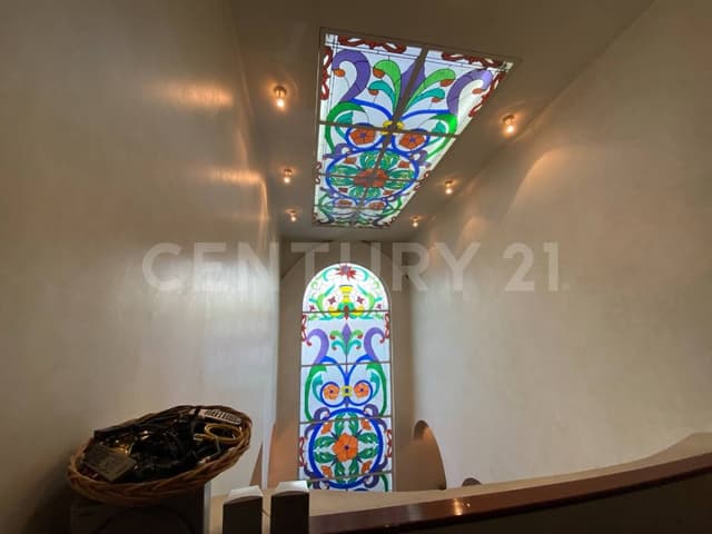 CASA EN VENTA A REMODELAR