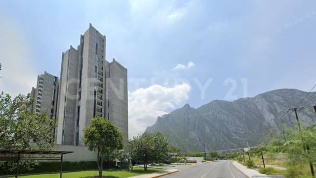 VENTA TERRENO EN COLONIA PRIVADA, SANTA CATARINA, NL