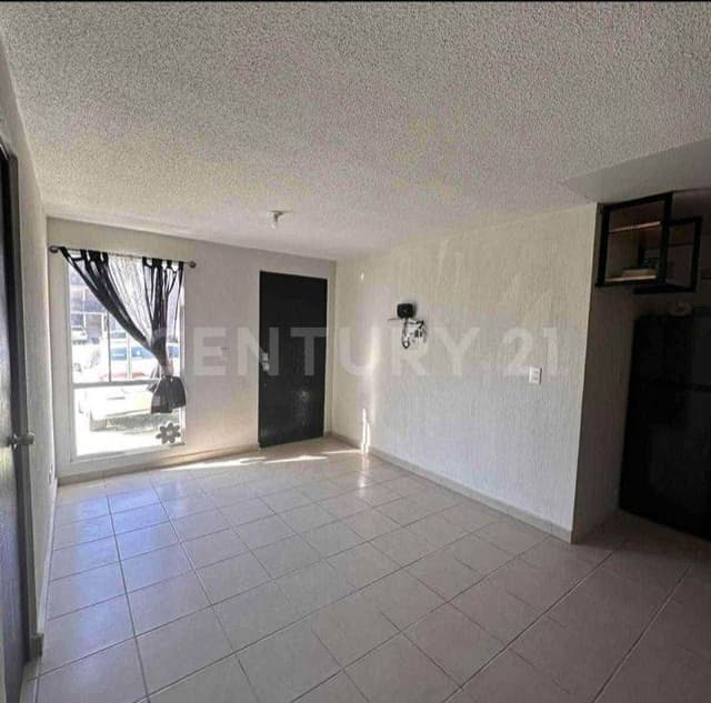 RAR-1485 Renta Departamento 2 Recamaras en Primer nivel en Viñas del mar