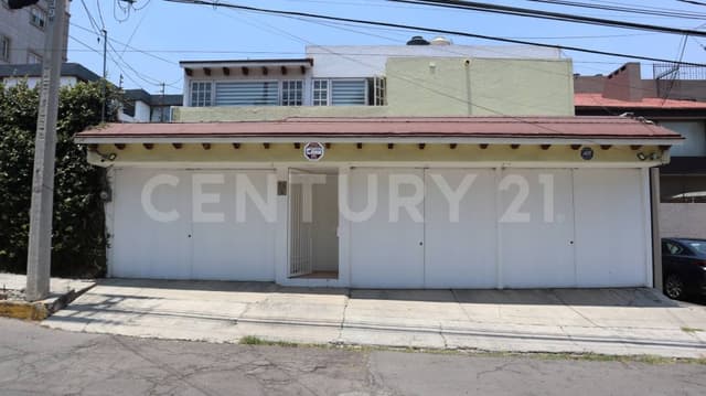 Casa en venta en Country Club, Naucalpan, Edo. Méx.
