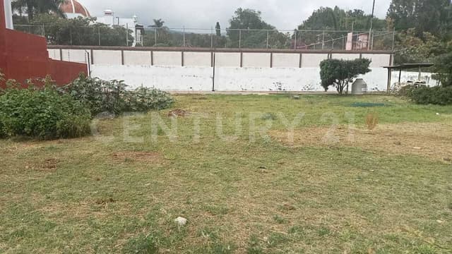 TERRENO EN VENTA EN Privada de 7 lotes, JARDINES DE AHUATEPEC.