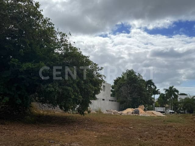 Terreno en Venta en Manantiales de Cocoyoles, Mérida, Yucatán