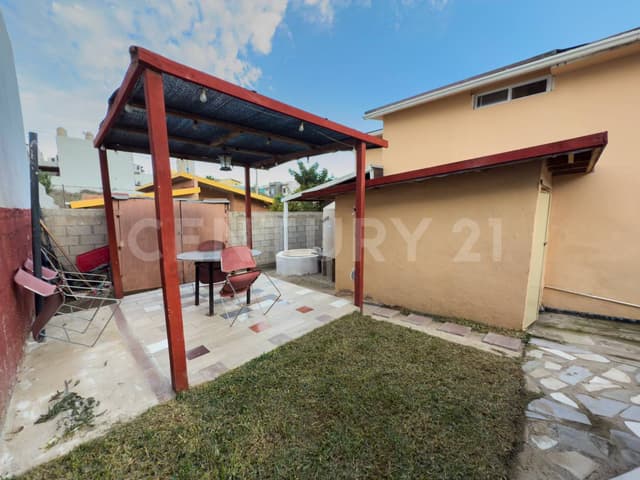 Casa con Depto. en Venta en Fracc. Pedregal Playitas, Ensenada, Baja California