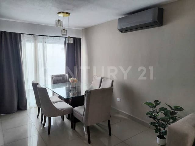 CASA EN RENTA EN CUMBRES GARCÍA, NUEVO LEÓN