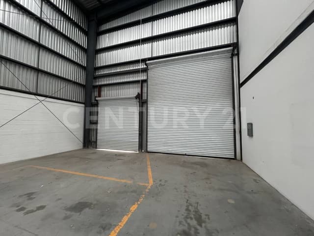 SE RENTA BODEGA 1,000 EN SALTILLO