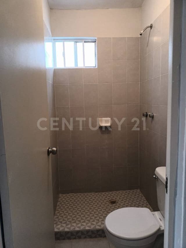 CASA EN VENTA EN FRACCIONAMIENTO ARBOLADA 2 SECTOR EN APODACA