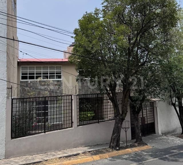 Casa en venta en Jardines de San Mateo Sección Colinas, Naucalpan, Mex