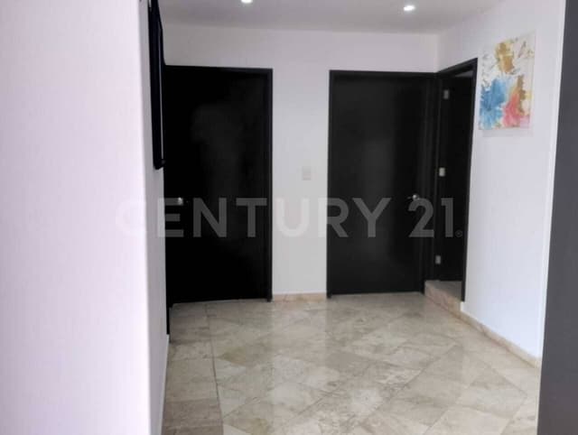 Departamento en 2do piso con 3 recámaras y balcon en El Contadero, Cuajimalpa