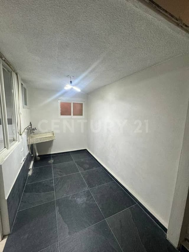 Se renta departamento en Metepec