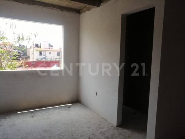 Hermosa Casa dentro de una Privada en Jardines de la Crespa en Toluca