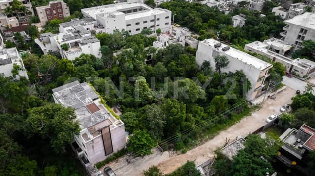 TERRENO EN VENTA EN LA VELETA MZA 722