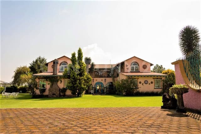 ARQUITECTURA MEXICANA-ALEMANA: ELEGANCIA Y TRADICIÓN EN VENTA