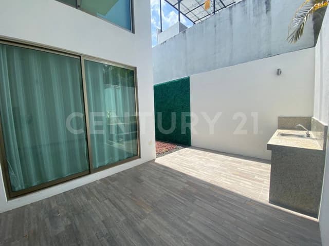 CASA EN RENTA, FRACC. PALMIRA, ZONA COUNTRY VILLAHERMOSA, TABASCO