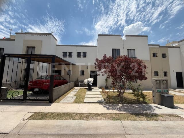 Casa en Venta en Fracc, Huerta del Ángel, Soledad de Graciano Sánchez, S.L.P.