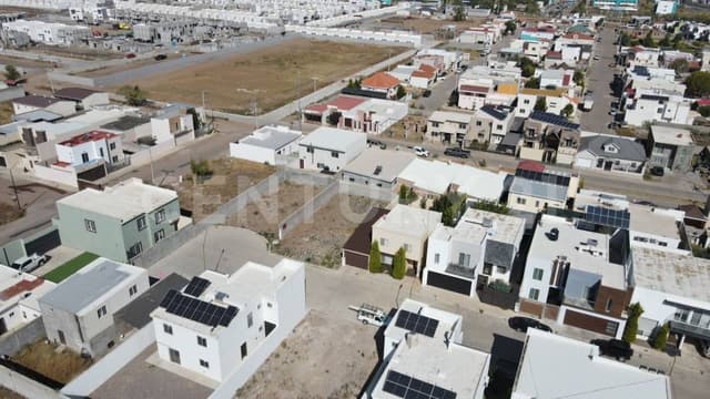 SE VENDE TERRENO EN FRACC. VILLAS DE ESPAÑA II