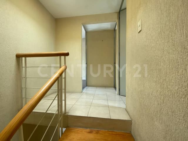 Casa en Venta en Santa Cruz Atizapan, Santiago Tianguistenco, Estado de México